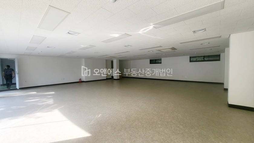 서울 중구 신당동 법인사업자 사무실/상가 적합O 대로변 월세 매물번호 13374 사진 5