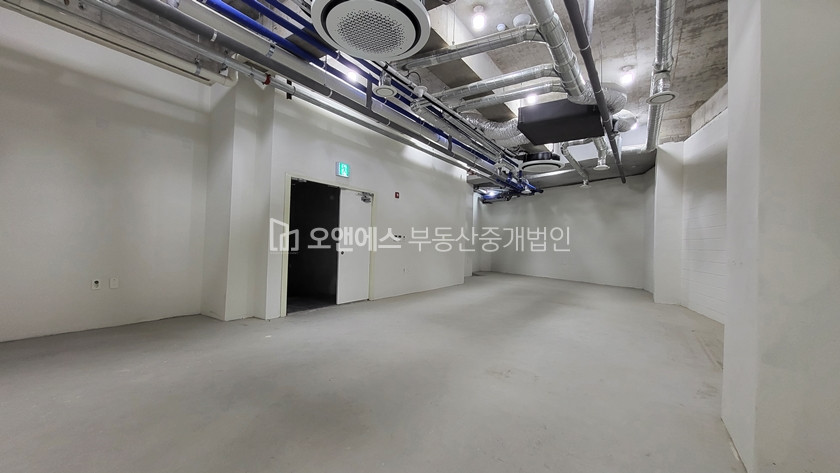 서울 중구 광희동2가 NEW UPDATE 신축건물 엘레베이터 있는 지하층 월세 매물번호 13397 사진 3
