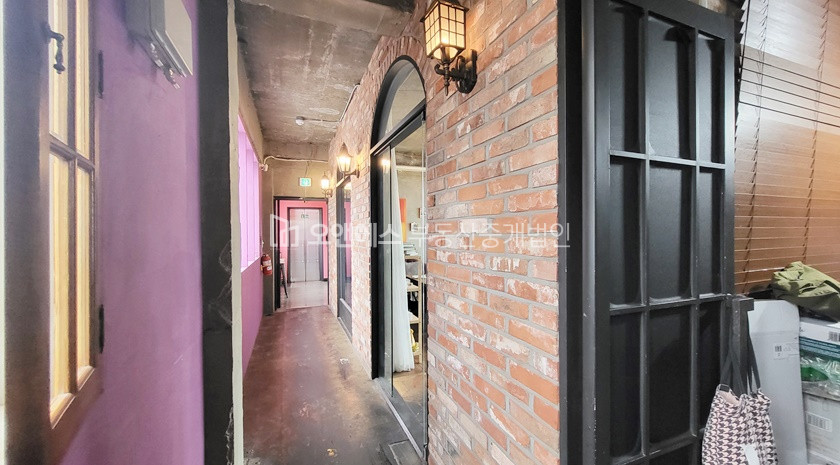서울 용산구 이태원동 사거리 코너건물 가시성 좋은 상가 월세 매물번호 13430 사진 4