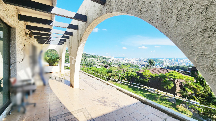 서울 성북구 성북동 전망과 마당이 끝내주는 성북동 단동주택 매매 매물번호 13491 사진 1