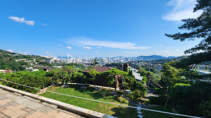 서울 성북구 성북동 전망과 마당이 끝내주는 성북동 단동주택 매매 매물번호 13491 사진 12