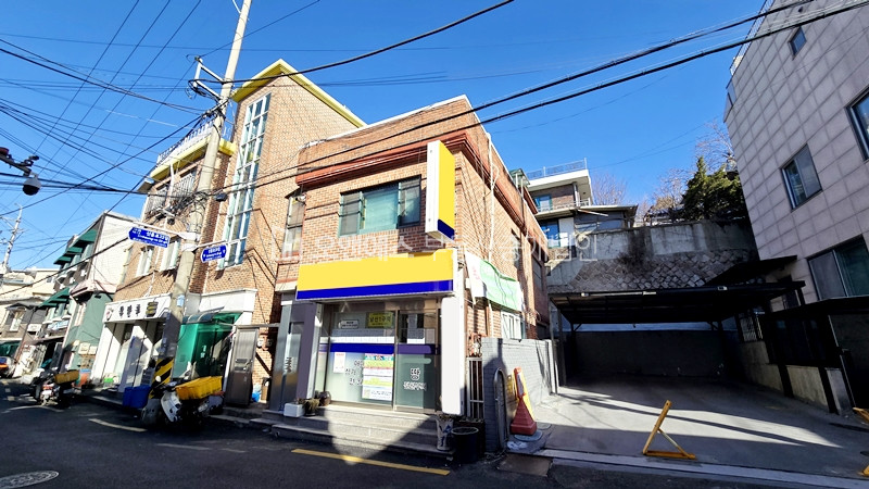 서울 용산구 용산동2가 해방촌오거리 올근생건물 매매 매물번호 13514 사진 1