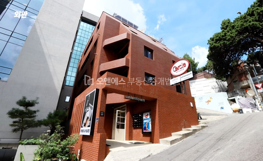 서울 용산구 한남동 꼼데가르송길 유니크한 건물 매매건 매매 매물번호 13516 사진 1