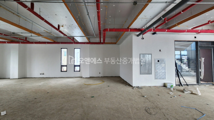 서울 용산구 이태원동 이태원역 인근 대로변에 위치한 신축 건물 통임대 월세 매물번호 13546 사진 22