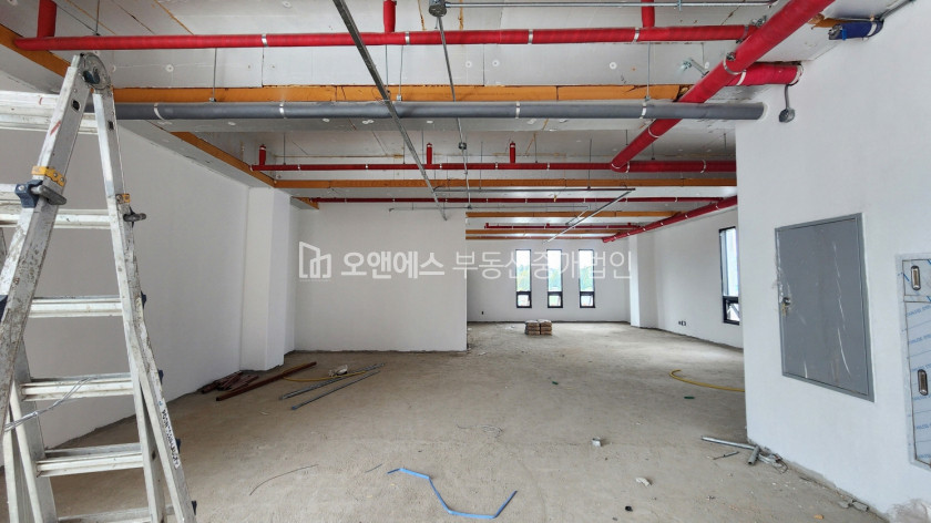 서울 용산구 이태원동 이태원역 인근 대로변에 위치한 신축 건물 통임대 월세 매물번호 13546 사진 24
