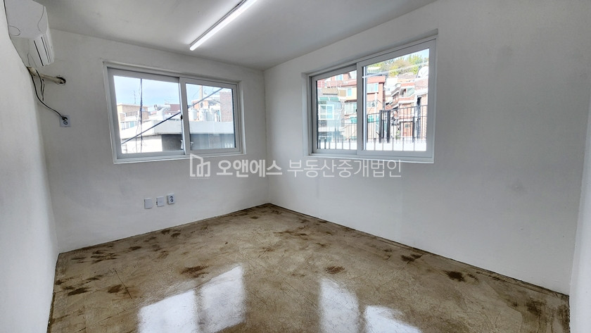 서울 용산구 이태원동 깔끔한 리모델링 사무실, 에폭시바닥 예뻐요 월세 매물번호 13623 사진 5