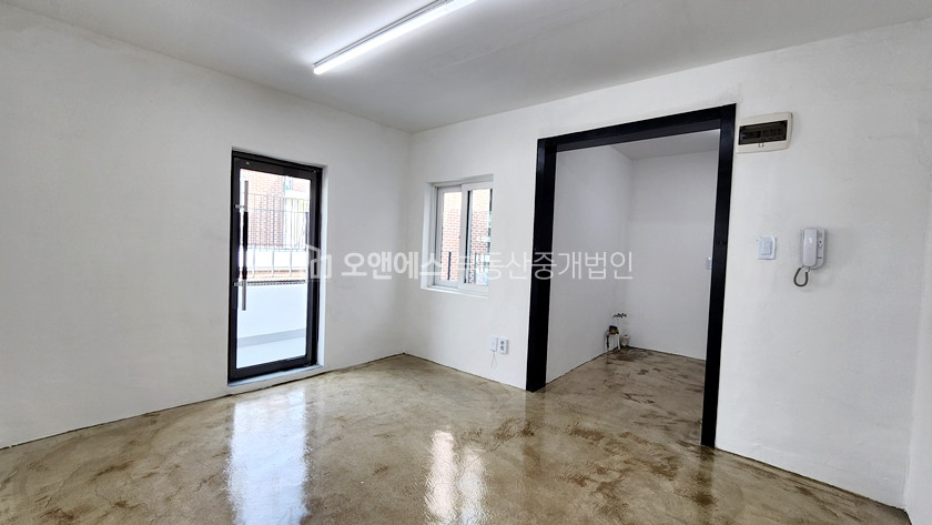 서울 용산구 이태원동 깔끔한 리모델링 사무실, 에폭시바닥 예뻐요 월세 매물번호 13623 사진 6