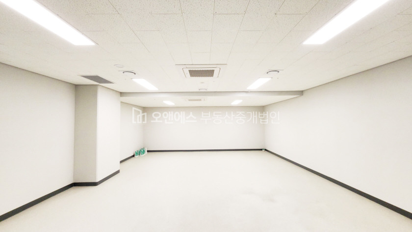서울 중구 입정동 첫입주 개발 호재 뛰어난 주상복합 사무실 월세 매물번호 13678 사진 1