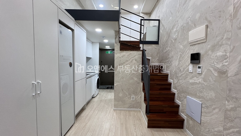 서울 성동구 성수동2가 성수역 가까운 복층형 오피스텔추천 월세 매물번호 13754 사진 1