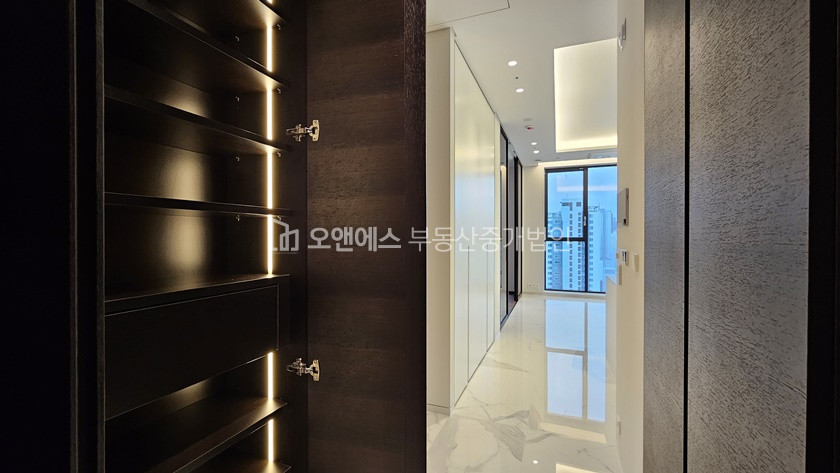 서울 강남구 논현동 바로 입주가능한 하이엔드 오피스텔 카일룸M 매매 매물번호 13774 사진 2