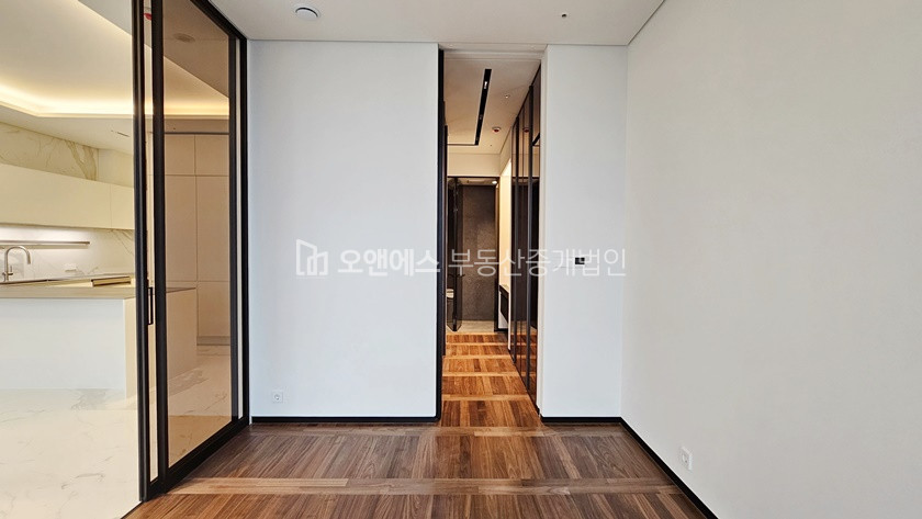 서울 강남구 논현동 바로 입주가능한 하이엔드 오피스텔 카일룸M 매매 매물번호 13774 사진 8