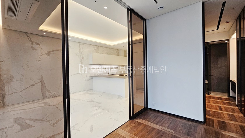 서울 강남구 논현동 바로 입주가능한 하이엔드 오피스텔 카일룸M 매매 매물번호 13774 사진 10