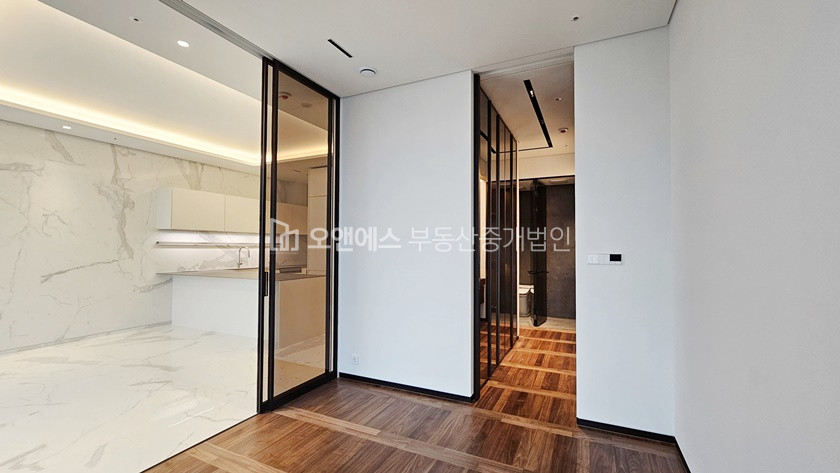 서울 강남구 논현동 바로 입주가능한 하이엔드 오피스텔 카일룸M 매매 매물번호 13774 사진 11