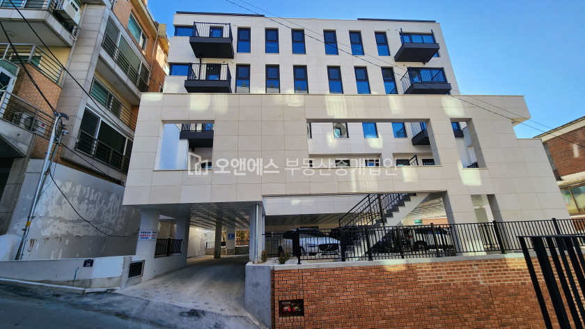 서울 용산구 이태원동 이태원 신축빌라 '루첸테남산' 분양 매물번호 13865 사진 1