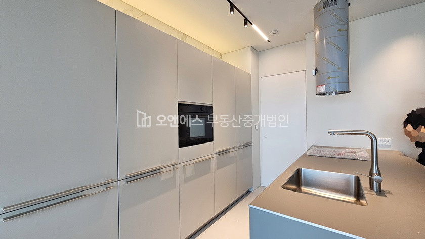 서울 강남구 논현동 아츠논현 하이엔드오피스텔 단독테라스 단층형 매매 매물번호 14297 사진 9