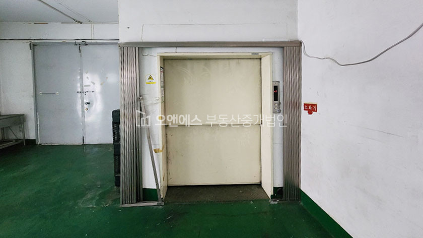 서울 용산구 원효로1가 가성비 좋은 제조업, 기계실 등 큰 작업공간 월세 매물번호 14348 사진 5