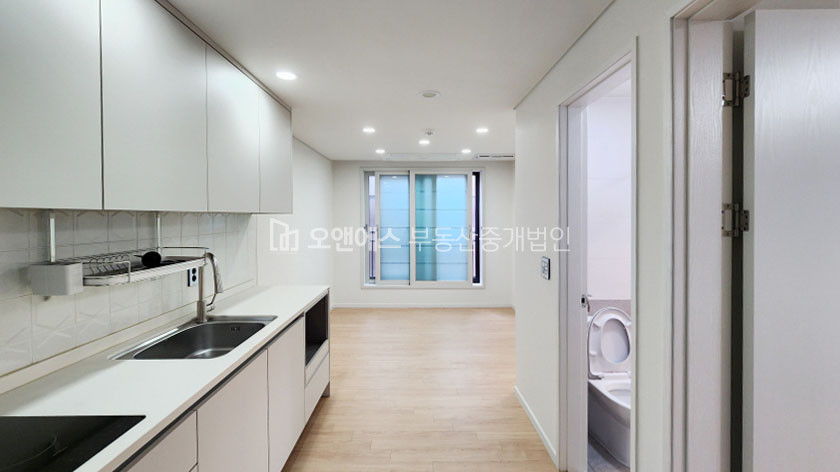 서울 용산구 청파동3가 첫입주 군더더기 없는 깔끔한 투룸 전세 매물번호 14351 사진 1