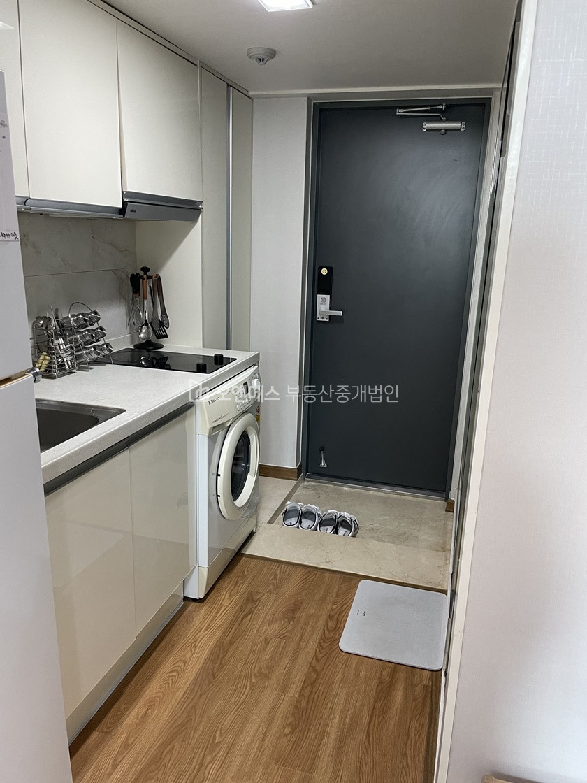 서울 용산구 한남동 한강진역 한남카페거리 내 복층 원룸 임대 월세 매물번호 14381 사진 6