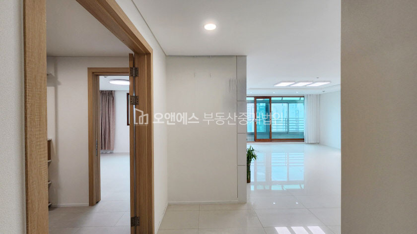 서울 용산구 동빙고동 대사관 및 고급주택 단지 내 한강뷰 보이는 이쁜 집 월세 매물번호 14401 사진 18