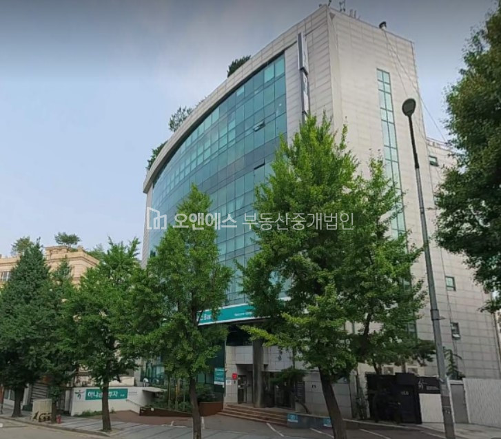 서울 용산구 한남동 유엔빌리지 입구 대로변 사무실 월세 매물번호 14408 사진 1