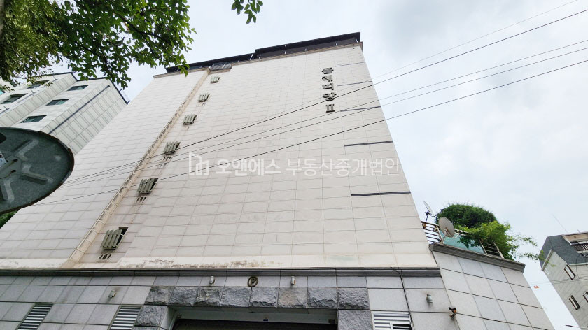 서울 용산구 동빙고동 대사관 및 고급주택 단지 내 한강뷰 보이는 이쁜 집 매매 매물번호 14431 사진 3