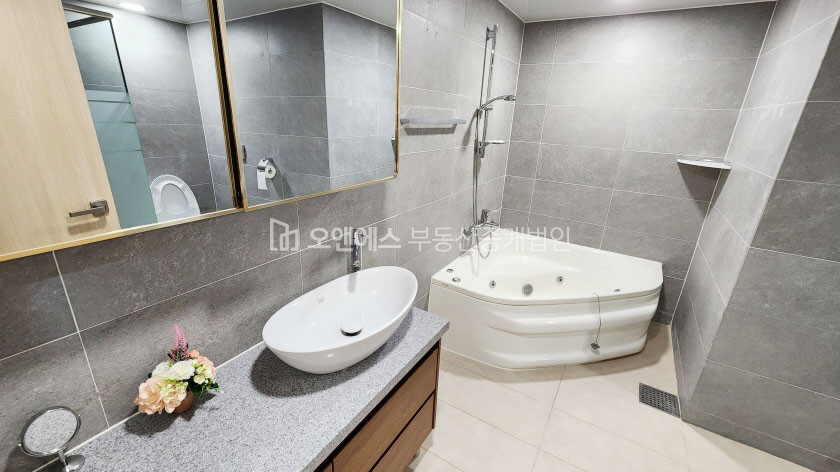 서울 용산구 동빙고동 대사관 및 고급주택 단지 내 한강뷰 보이는 이쁜 집 매매 매물번호 14431 사진 14