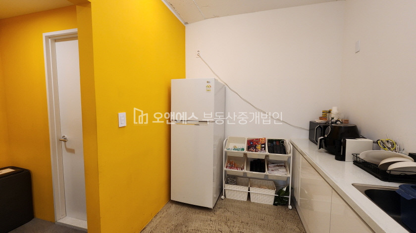 서울 용산구 이태원동 주차편하고 넓은 경리단길 사무실~ 월세 매물번호 14466 사진 4