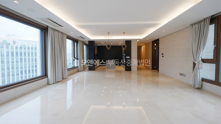 서울 강남구 청담동 상지리츠빌 카일룸3차 로얄층 매매 매매 매물번호 14474 사진 3