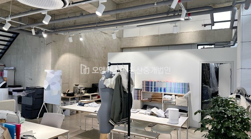 서울 중구 신당동 약수역 대로변 신축건물, 사무실 임대 월세 매물번호 14514 사진 2