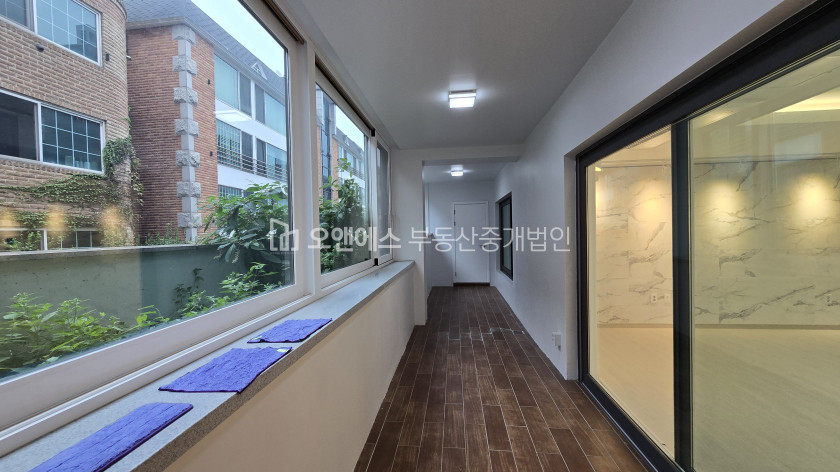 서울 용산구 한남동 순천향대학교 고급주택라인 넓은 대형평수 베란다도 넓어요. 월세 매물번호 14546 사진 3