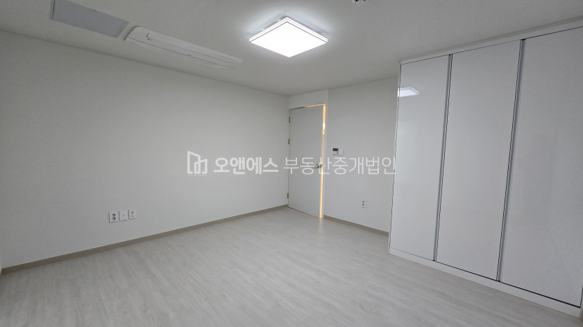 서울 용산구 한남동 순천향대학교 고급주택라인 넓은 대형평수 베란다도 넓어요. 월세 매물번호 14546 사진 5