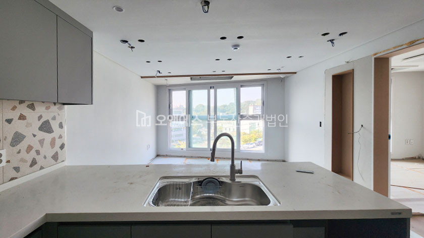서울 용산구 이태원동 군더더기 없는 구조 좋은 투룸 분양 매물번호 14579 사진 1