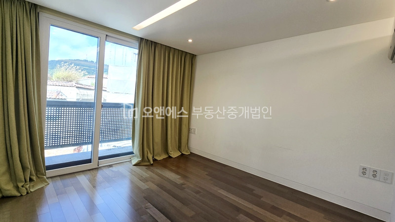 서울 용산구 이태원동 남산조망 단독 루프탑 그랜드하얏트 인근 방3 화장실3 넓은 주택 월세 매물번호 14590 사진 4