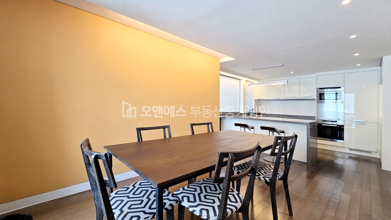 서울 용산구 이태원동 남산조망 단독 루프탑 그랜드하얏트 인근 방3 화장실3 넓은 주택 월세 매물번호 14590 사진 11