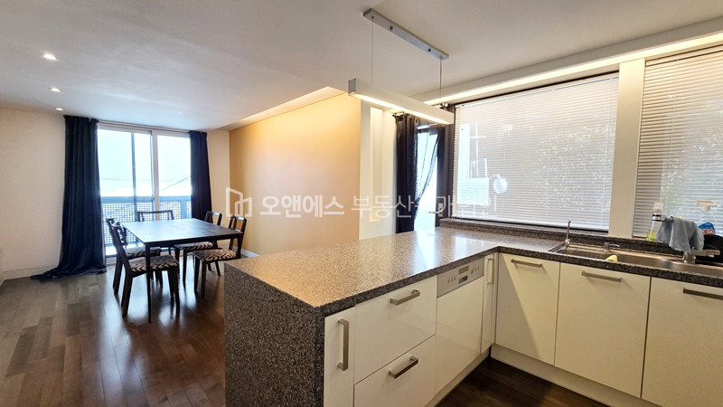 서울 용산구 이태원동 남산조망 단독 루프탑 그랜드하얏트 인근 방3 화장실3 넓은 주택 월세 매물번호 14590 사진 13