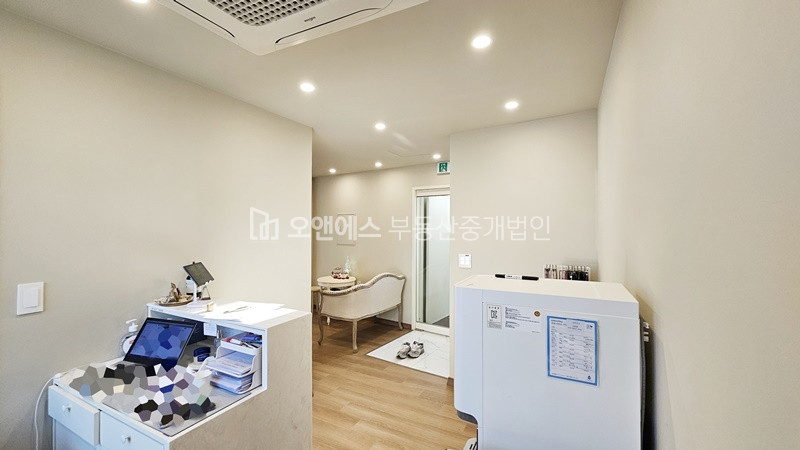 서울 용산구 한남동 최상 인테리어 + 한강뷰 월세 매물번호 14631 사진 12