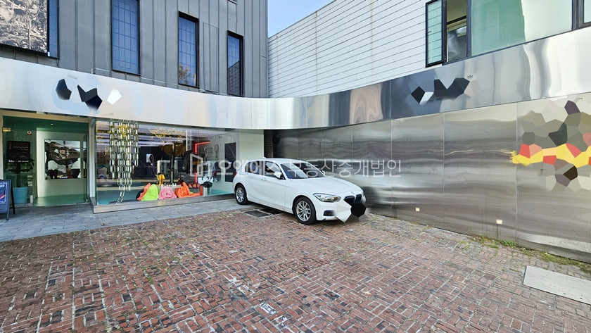 서울 용산구 한남동 이태원로 대로변에 위치한 가시성 좋은 1층 상가 월세 매물번호 14641 사진 9
