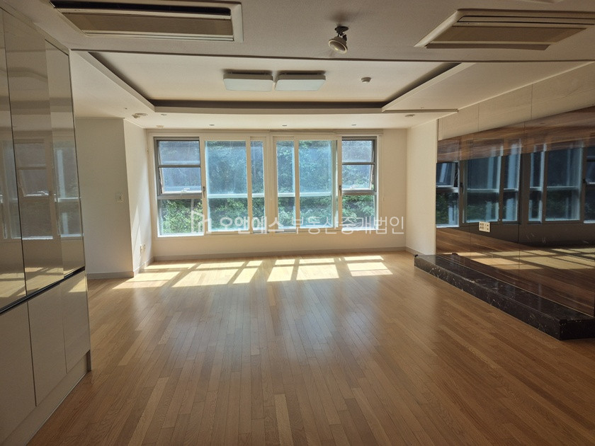 서울 마포구 상암동 상암동 카이저팰리스 즉시입주 가능한 로얄세대 매매 매물번호 14685 사진 2