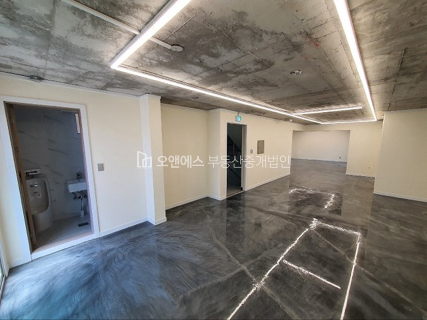 서울 용산구 이태원동 이태원역 바로이면 사옥용건물 매매 월세 매물번호 14725 사진 9