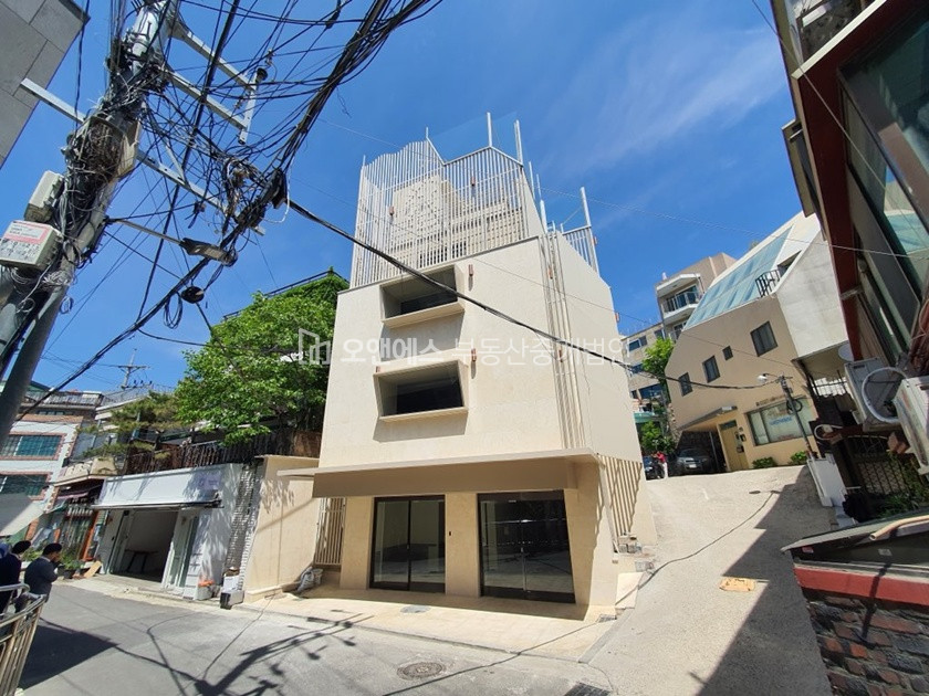 서울 용산구 이태원동 엘베있는 사무실, 가격도 합리적이에요 월세 매물번호 14735 사진 2