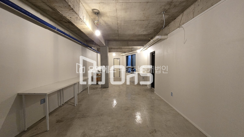 서울 용산구 용산동2가 해방촌 초입, 지층 상가 월세 매물번호 14950 사진 1