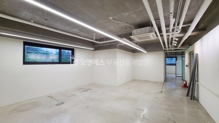 서울 용산구 한남동 고급 쇼룸/사무실 자리, 발렛가능한 빌딩 월세 매물번호 11238 사진 3