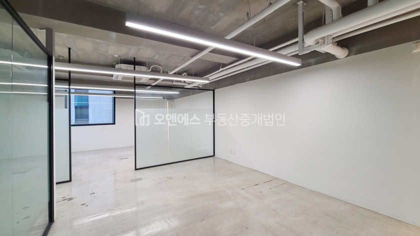 서울 용산구 한남동 고급 쇼룸/사무실 자리, 발렛가능한 빌딩 월세 매물번호 11238 사진 9