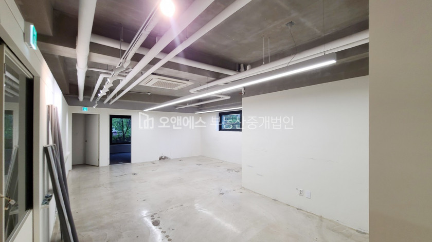 서울 용산구 한남동 고급 쇼룸/사무실 자리, 발렛가능한 빌딩 월세 매물번호 11238 사진 11