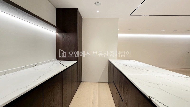 서울 용산구 한남동 유엔빌리지 미친 한강뷰, 넓은 집 매매 매물번호 15015 사진 12