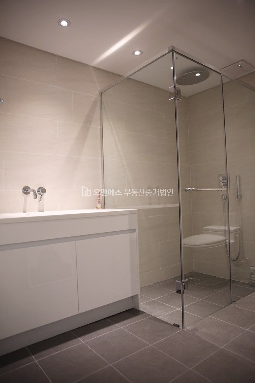 서울 용산구 한남동 유엔빌리지 올수리 된 고급빌라 실입주 매매 매매 매물번호 12102 사진 7