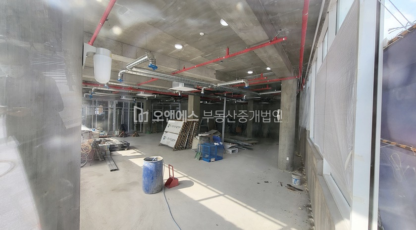서울 용산구 이태원동 1층 신축 첫입주 대로변 월세 매물번호 12185 사진 2