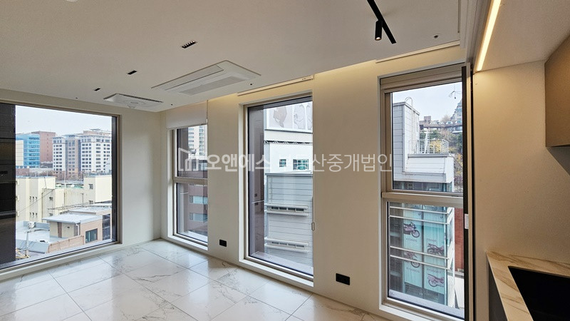 서울 용산구 한남동 830 브라이튼 한남 신축 첫입주 월세 매물번호 15083 사진 1