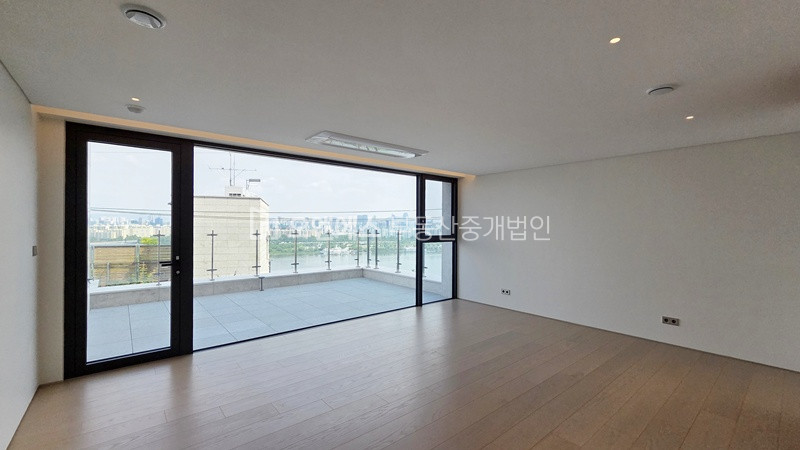 서울 용산구 한남동 유엔빌리지 미친 한강뷰 매매 매물번호 15016 사진 12