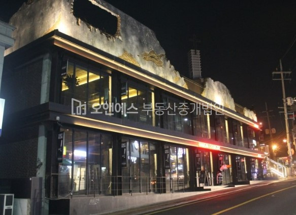 서울 용산구 이태원동 [경리단길 메인 대로 상가건물 매매] 매매 매물번호 12230 사진 1